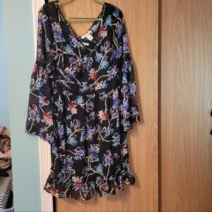 White House Black Market Floral Bell Sleeve Dress